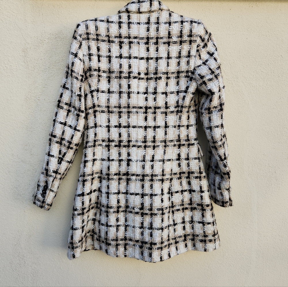 ZARA Double Breasted Long Blazer in Plaid Rigged Check Tweed Fabric - Picture 4 of 10